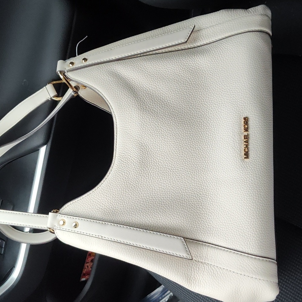 Michael Kors Bag MAKE AN OFFER!